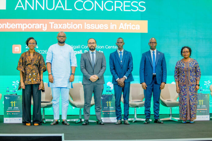 Fragmentation mondiale : face au recul de l’aide, l’Afrique doit reconstruire ses recettes fiscales